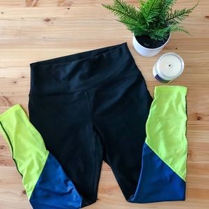 Fabletics High Waisted Zone 7/8 Leggings